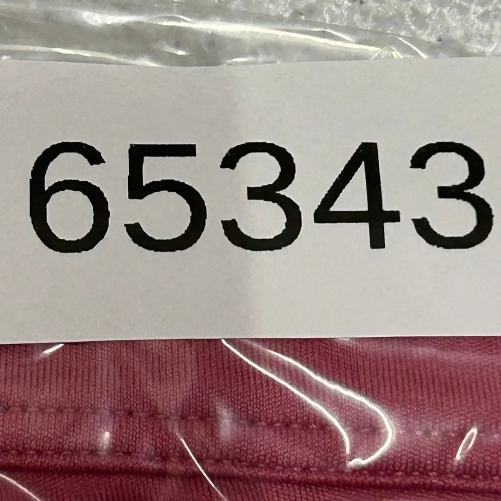 Victoria's Secret Sports Bra Womens Size XS Pink Strappy Crisscross Back Yoga